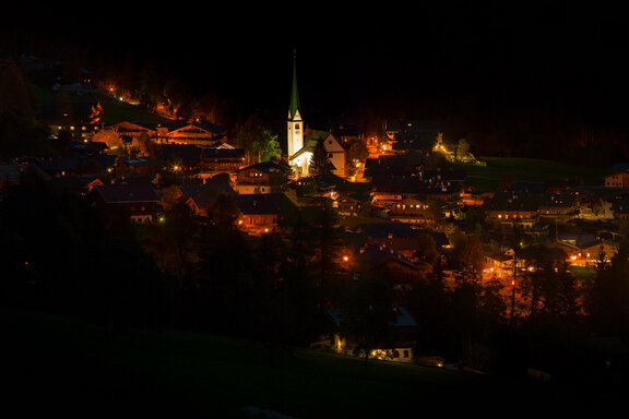 Alpbach bei Nacht ©Alpbachtal Tourismus, Campanile Alberto